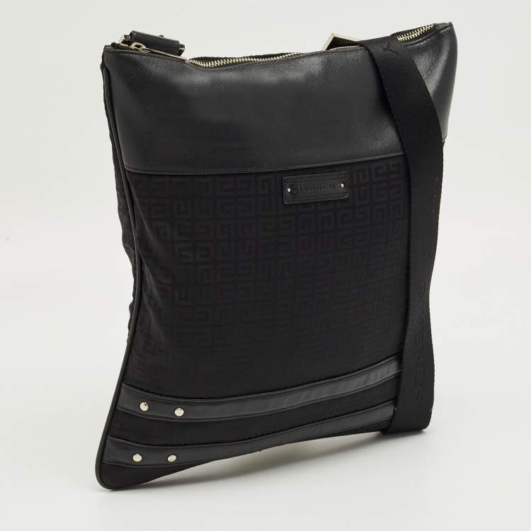 مملوكة مسبقًا Givenchy Black Monogram Fabric and Leather Flat Messenger Bag