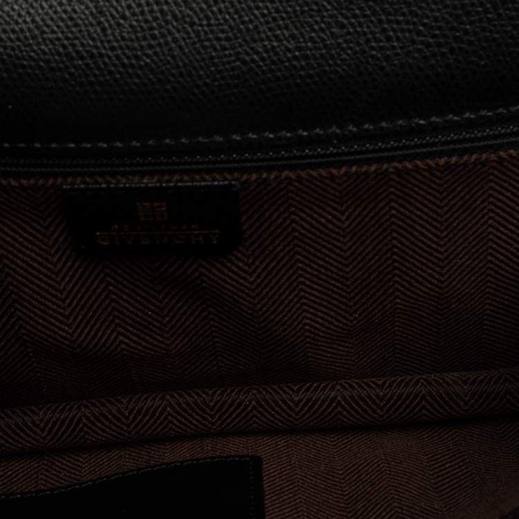 Pre Owned Givenchy Black Grained Leather Lock Flap Wristlet Clutch