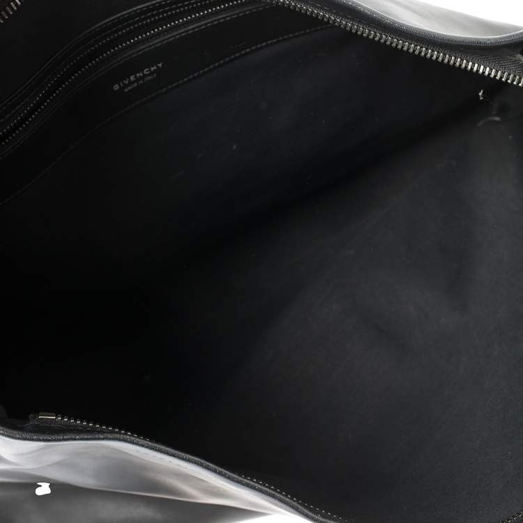 Pre Owned Givenchy Black Leather Logo Patch Messenger 