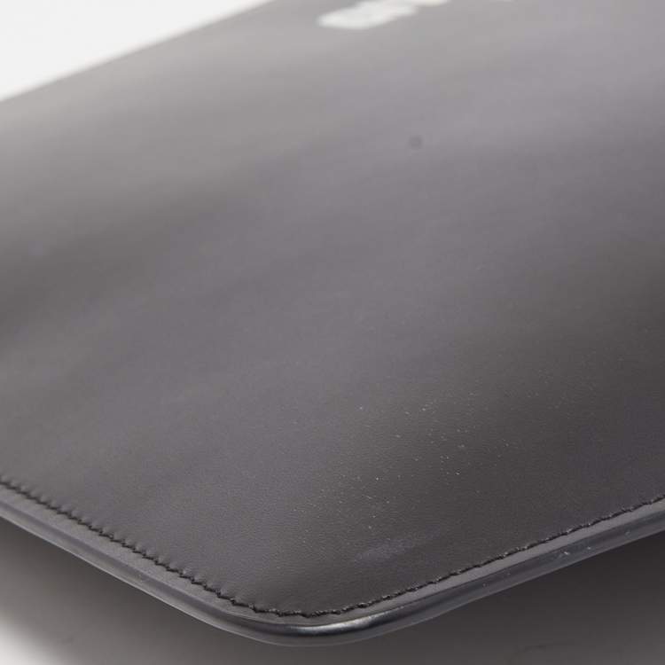 Pre Owned Givenchy Black Leather Logo Flat Zip Pouch