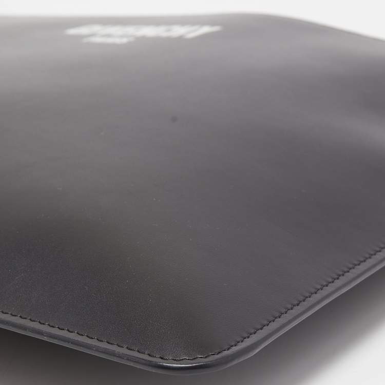 Pre Owned Givenchy Black Leather Logo Flat Zip Pouch
