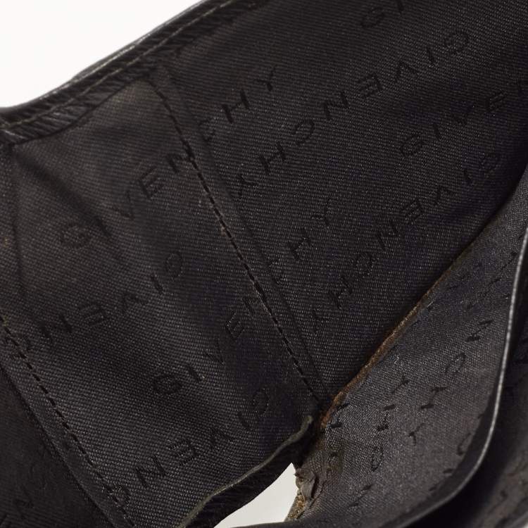 Pre Owned Givenchy Black Leather Bifold Flap Wallet
