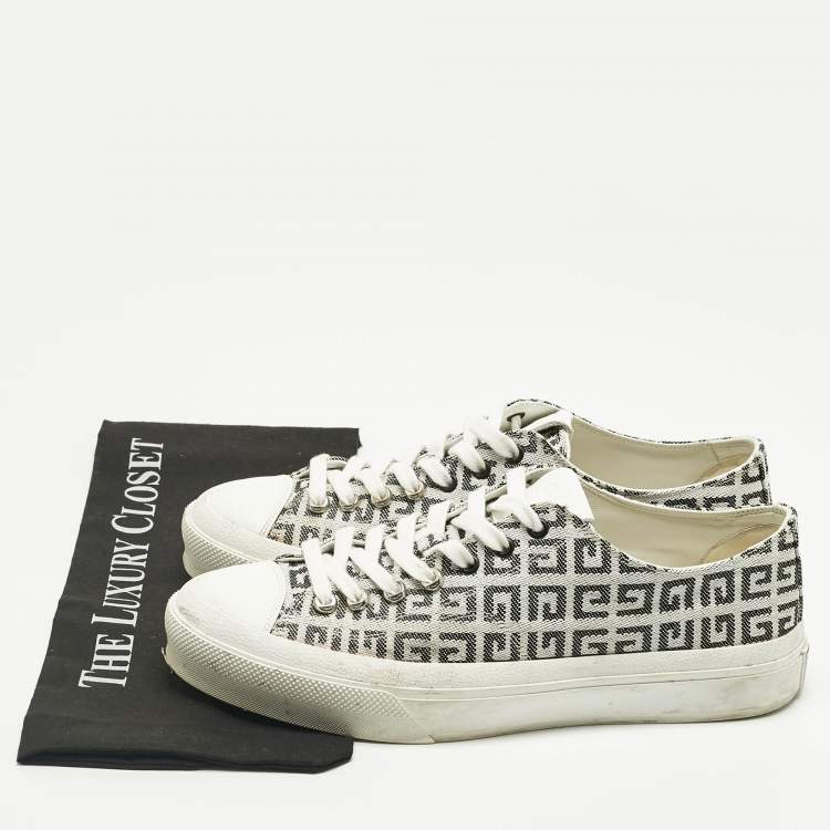 Pre Owned Givenchy White Canvas City Low Top Sneakers Size 42