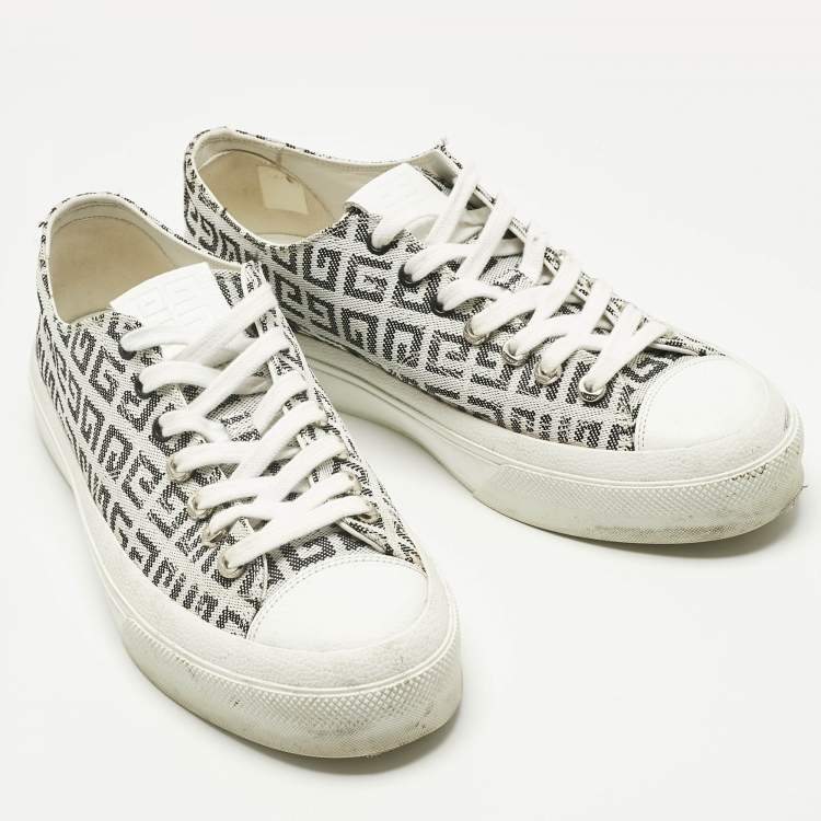 Pre Owned Givenchy White Canvas City Low Top Sneakers Size 42