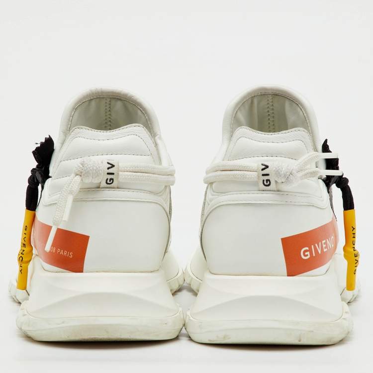 مملوكة مسبقًا حذاء رياضي جيفنشي سبكتر جلد مثقب أبيض مقاس 39