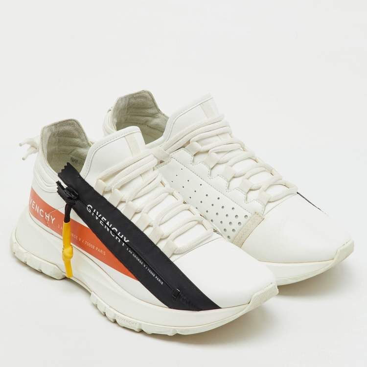 مملوكة مسبقًا حذاء رياضي جيفنشي سبكتر جلد مثقب أبيض مقاس 39