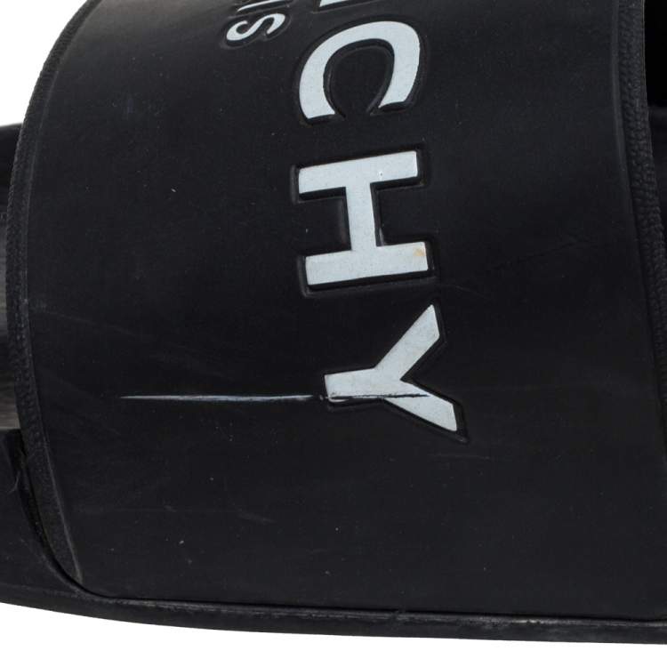 Pre Owned Givenchy Black Rubber Logo Slide Sandals Size 43