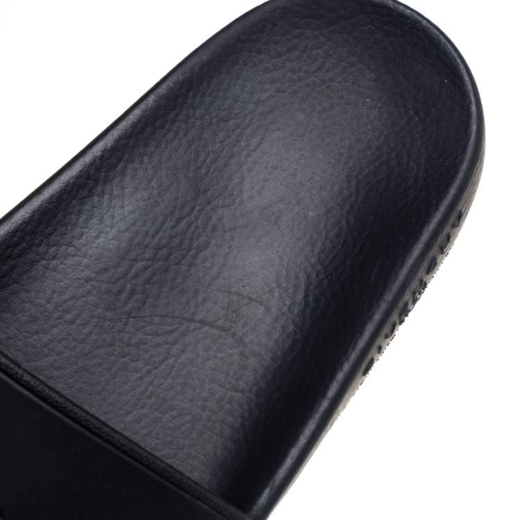 Pre Owned Givenchy Black Rubber Logo Slide Sandals Size 43
