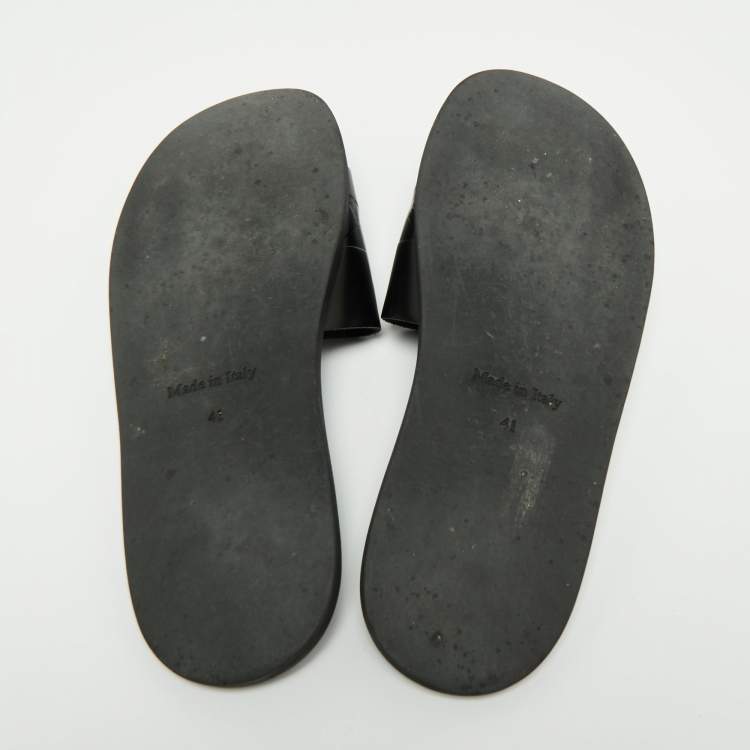 Pre Owned Givenchy Black Leather Star Embossed Flat Slide Sandals Size 41