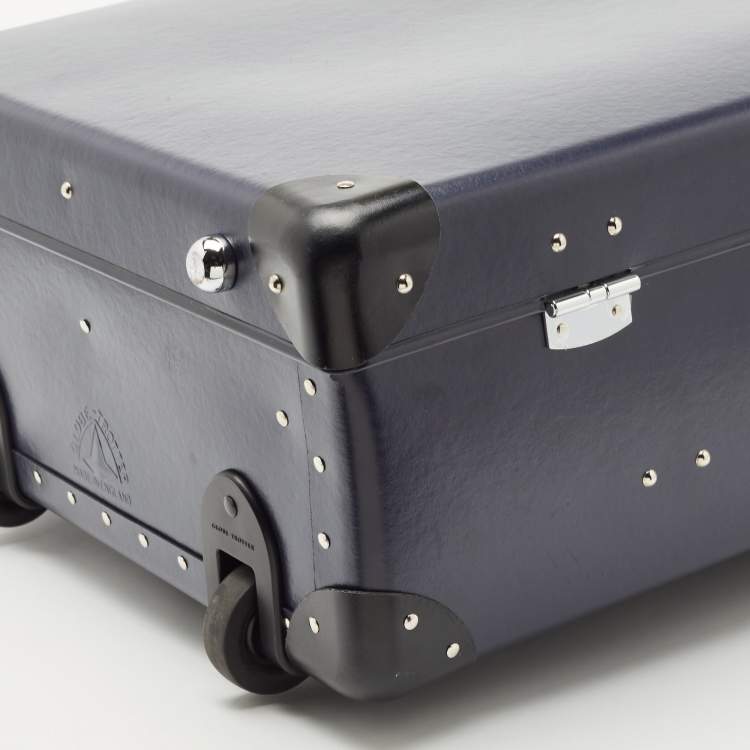 Pre Owned Globe-Trotter Navy Blue Fibreboard 2 Wheels Carry-On Suitcase 50