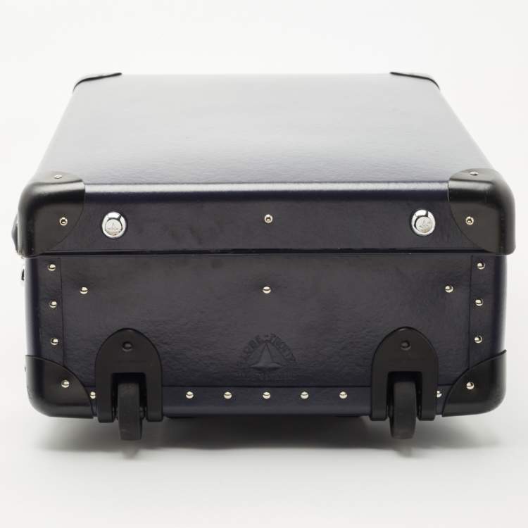 Pre Owned Globe-Trotter Navy Blue Fibreboard 2 Wheels Carry-On Suitcase 50