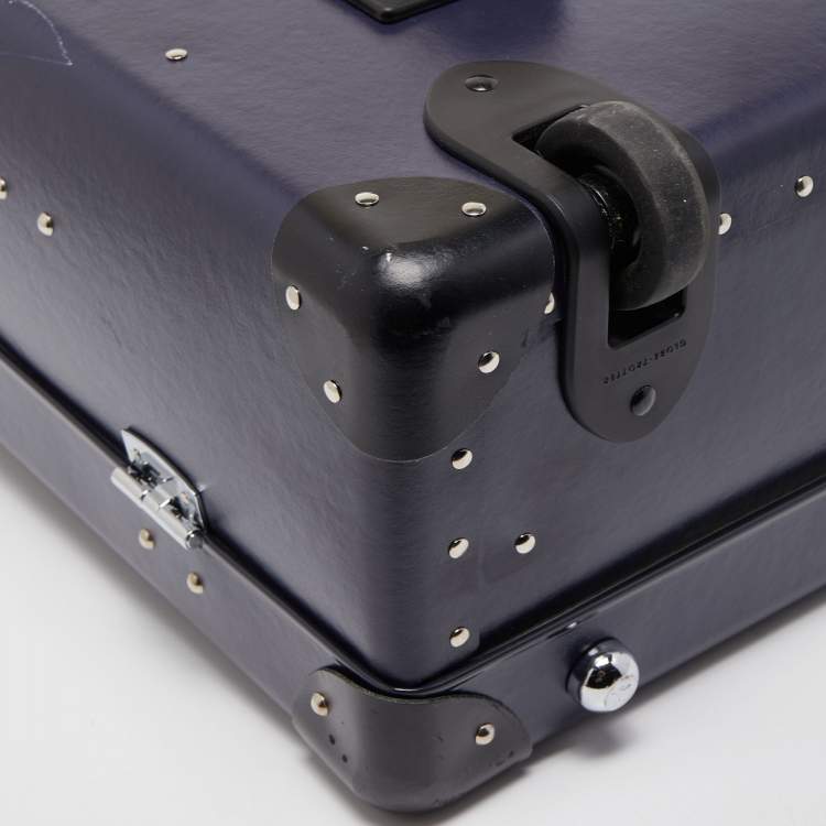 Pre Owned Globe-Trotter Navy Blue Fibreboard 2 Wheels Carry-On Suitcase 55