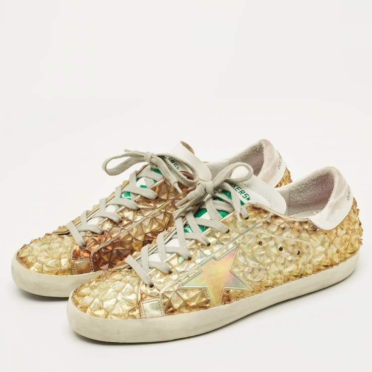 Pre Owned Golden Goose Superstar Size 40 Two Tone Leather and Rubber Lace Up Sneakers