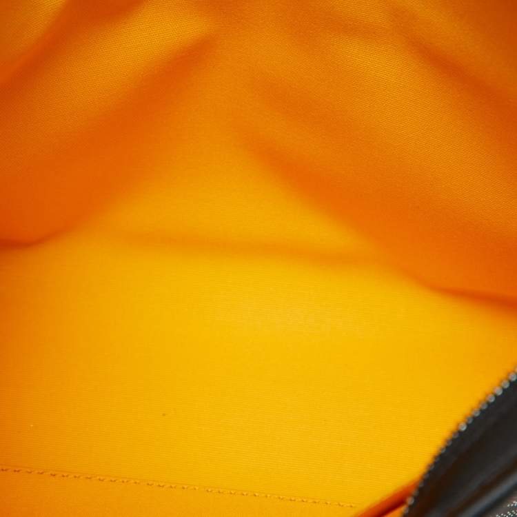 Pre Owned Goyard Black Goyardine Coated Canvas Jouvence MM Toiletry Pouch
