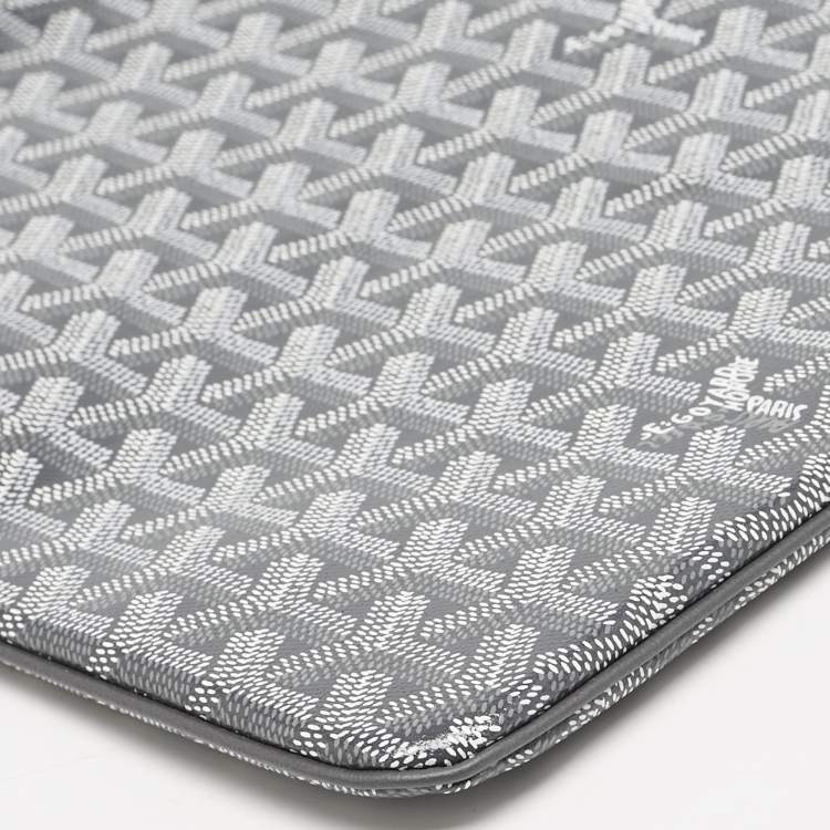 Pre Owned Goyard Grey Goayrdine Coated Canvas and Leather Senat MGM Pouch