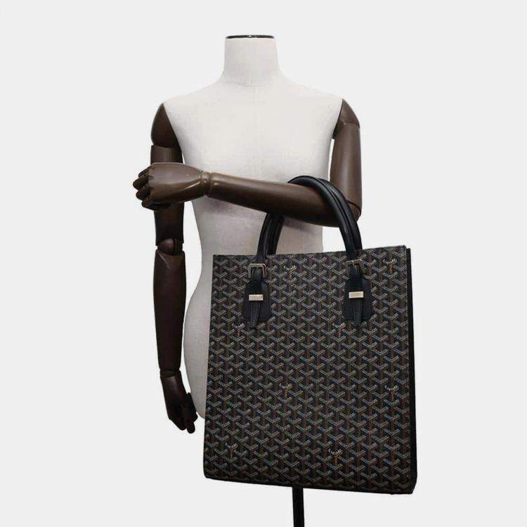 Pre Owned Goyard Komall Black Pvc Leather Size Gm