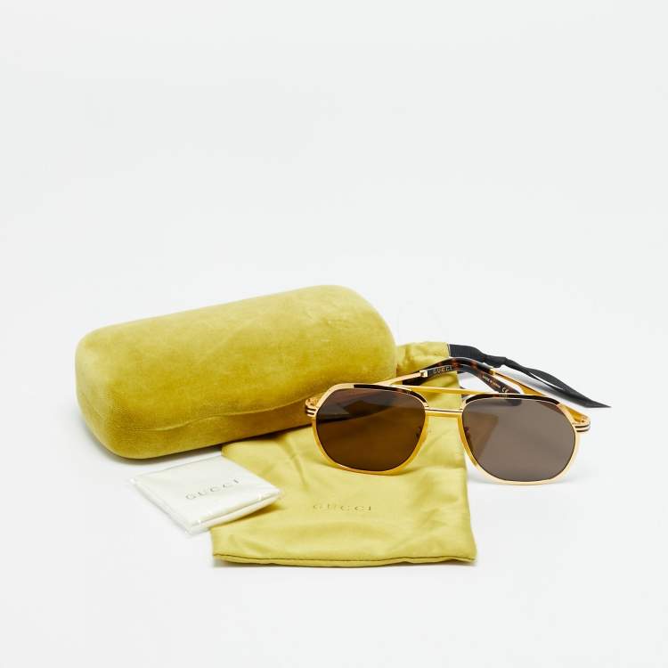 Pre Owned Gucci Black/Gold Tone GG0981S Navigator Frame Sunglasses