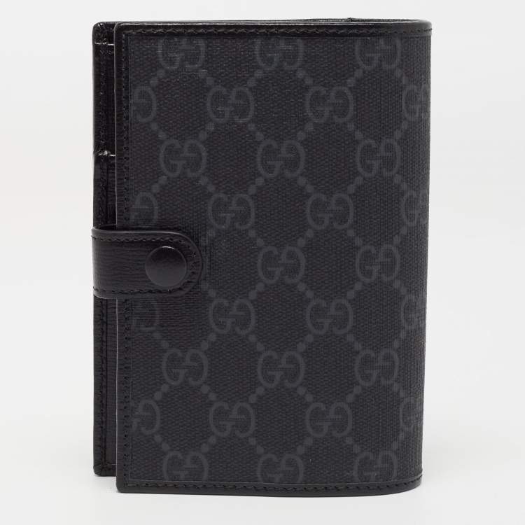 Pre Owned Gucci Black GG Supreme Canvas Interlocking G Passport Holder