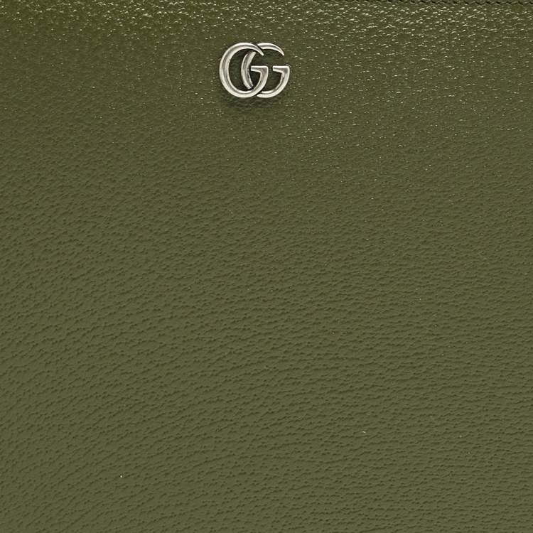 Pre Owned Gucci Fatigue Green Leather GG Marmont Pouch