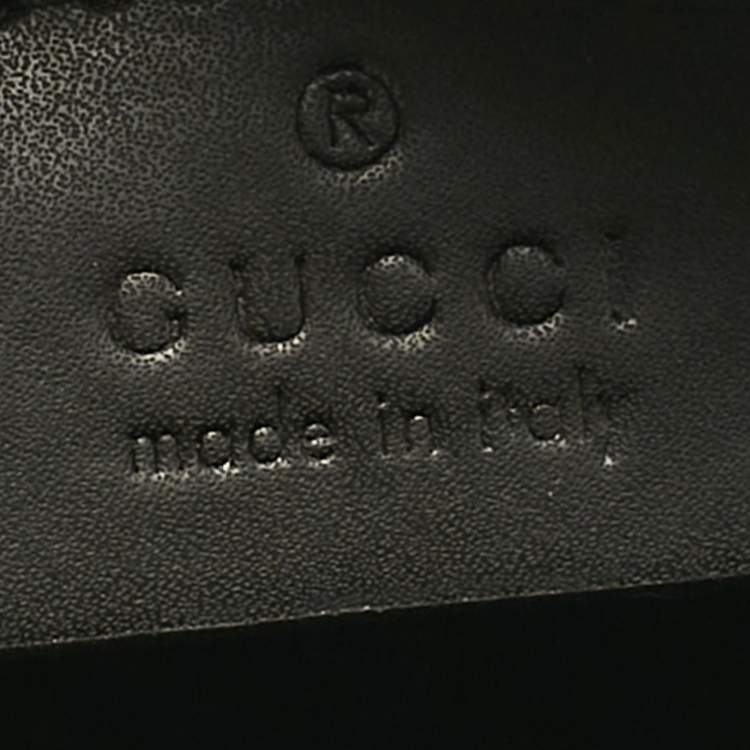 Pre Owned Gucci Black GG Supreme Canvas and Leather Web Messenger Bag