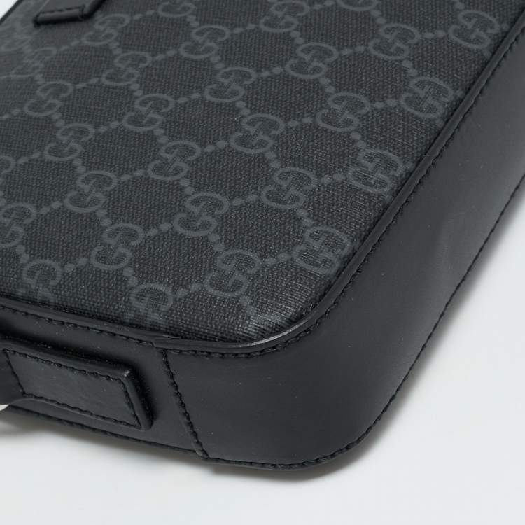 Pre Owned Gucci Black GG Supreme Canvas and Leather Wristlet Pouch