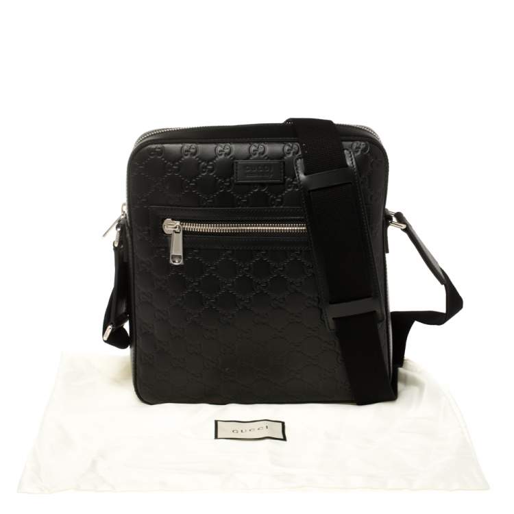 Pre Owned Gucci Black Guccissima Leather Messenger bag