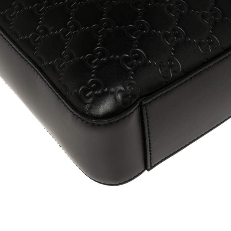 Pre Owned Gucci Black Guccissima Leather Messenger bag