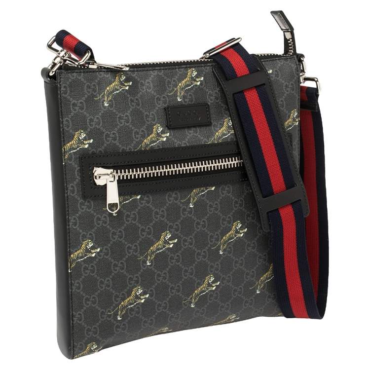 Pre Owned Gucci Black GG Supreme Canvas and Leather Bestiary Messenger Bag