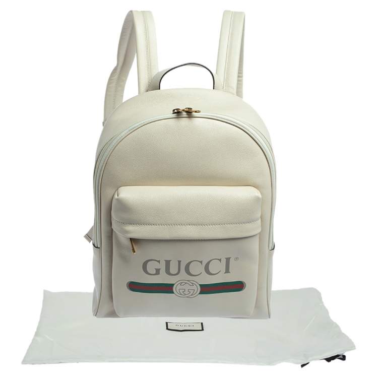 مملوكة مسبقًا Gucci Off White Leather Logo Print Backpack