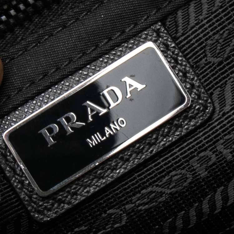 مملوكة مسبقًا Prada Black Nylon Messenger Bag