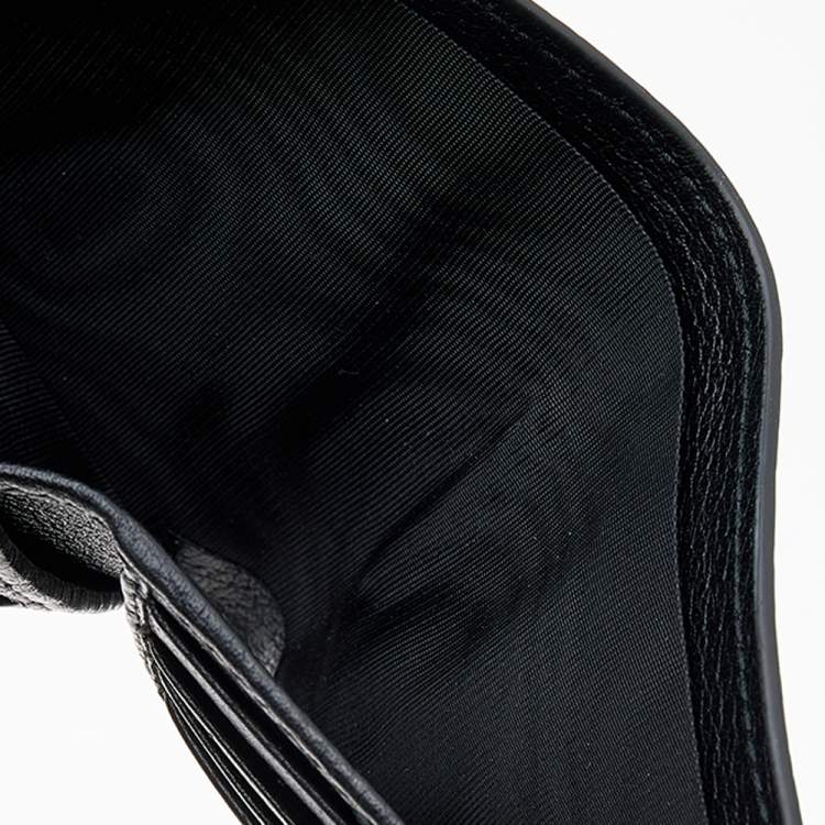مملوكة مسبقًا Gucci Black Leather Stripe Logo Bifold Wallet