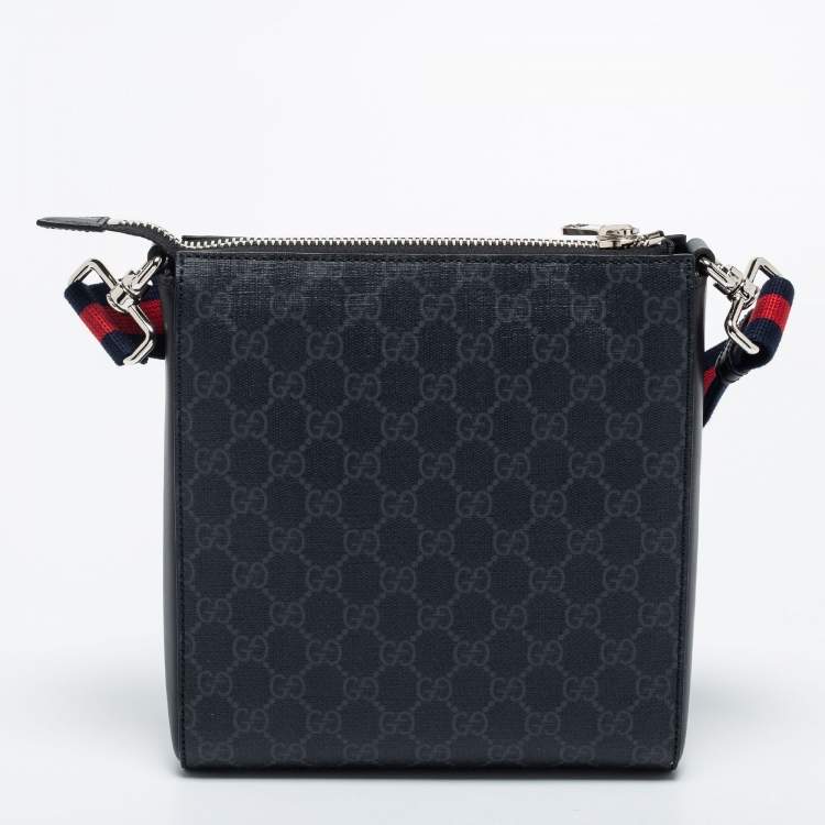 Pre Owned Gucci Black/Grey GG Supreme Messenger Bag
