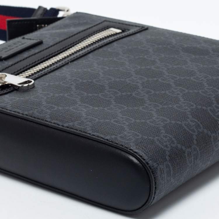 Pre Owned Gucci Black/Grey GG Supreme Messenger Bag