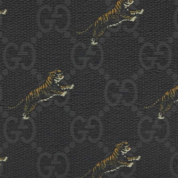 Pre Owned Gucci Black GG Supreme Canvas Tiger Print Bifold Wallet