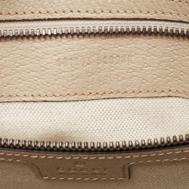 مملوكة مسبقًا Gucci Beige/Off White GG Supreme Canvas Medium Web Savoy Duffle Bag