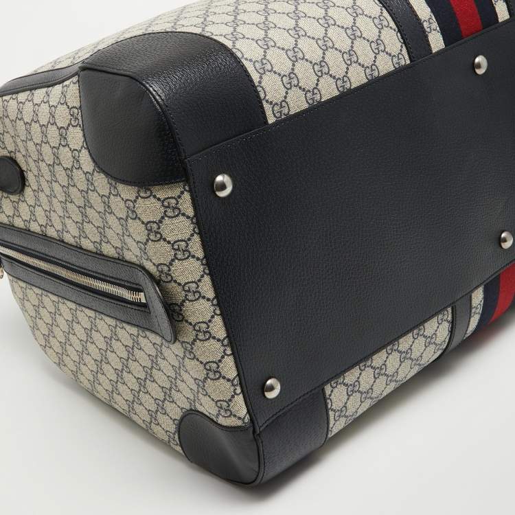 مملوكة مسبقًا Gucci Blue/Beige GG Supreme Canvas Maxi Savoy Duffle Bag