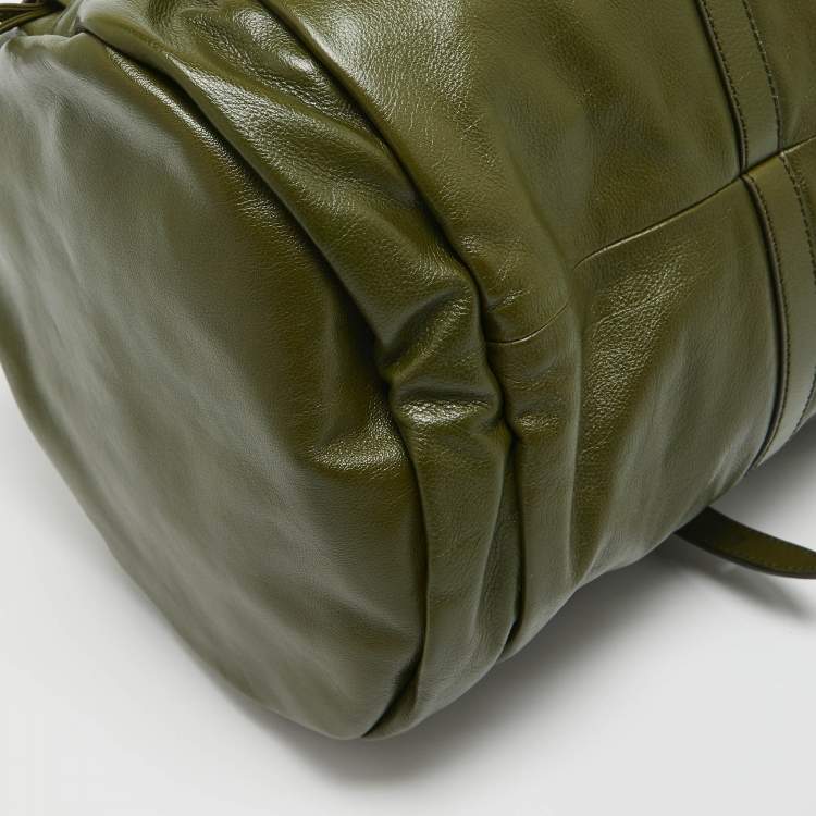 مملوكة مسبقًا Gucci Green Leather Large Tonal Double G Duffle Bag