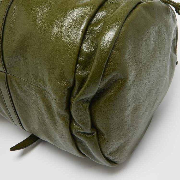 مملوكة مسبقًا Gucci Green Leather Large Tonal Double G Duffle Bag
