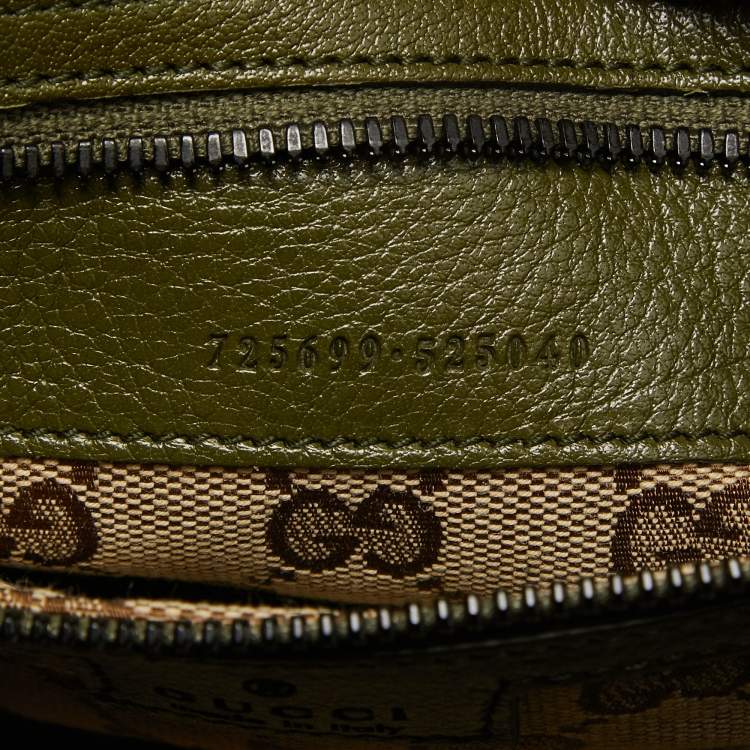 مملوكة مسبقًا Gucci Green Leather Large Tonal Double G Duffle Bag