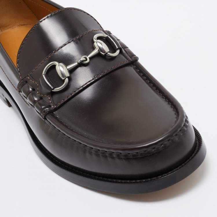 مملوكة مسبقًا Gucci Brown Leather Horsebit Slip On Loafers Size 42.5