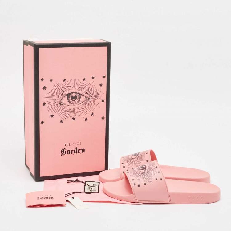 مملوكة مسبقًا Gucci Pink Rubber Garden Pool Slides Size 46