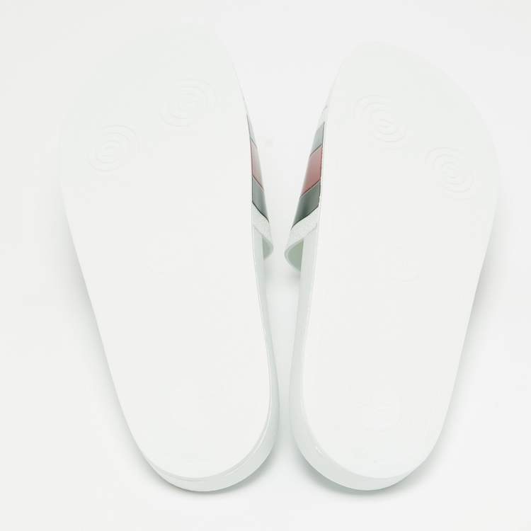 Pre Owned Gucci White Rubber Pursuit 72 Pool Slides Size 44