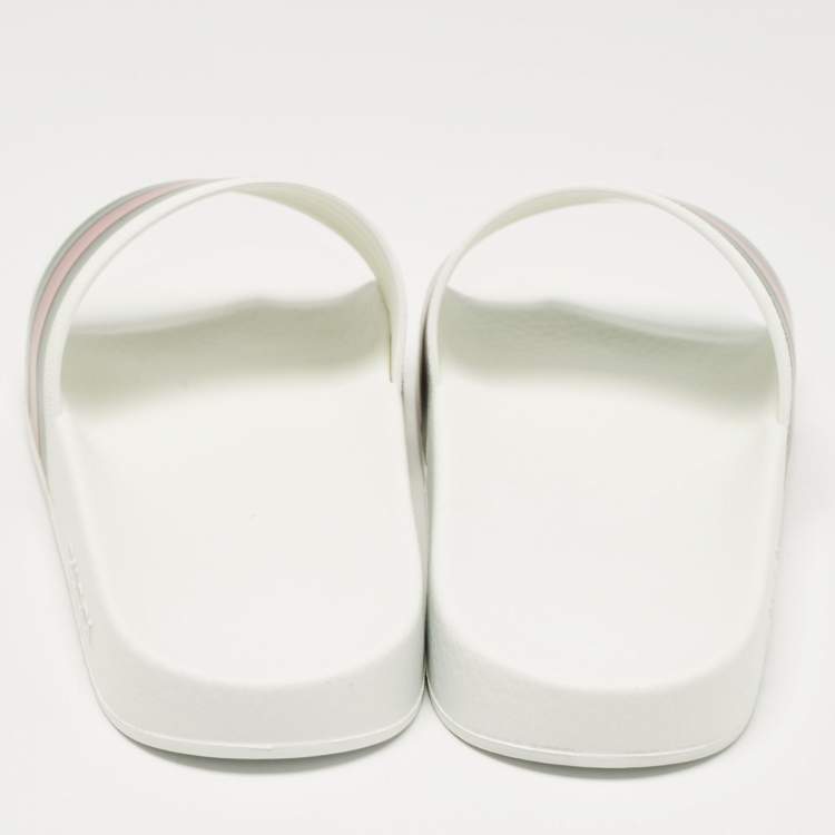 Pre Owned Gucci White Rubber Pursuit 72 Pool Slides Size 42