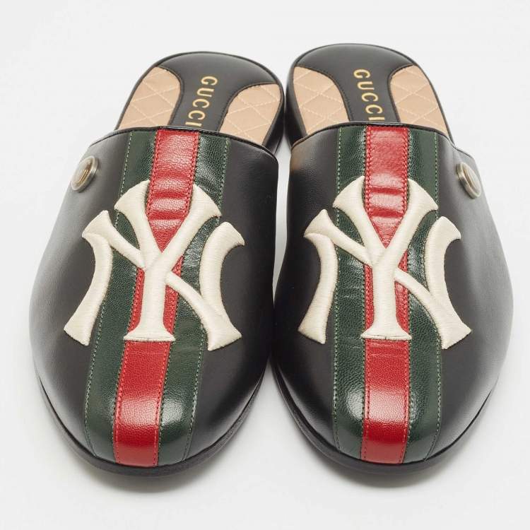 Pre Owned Gucci Black Leather NY Yankees Flat Mules Size 41