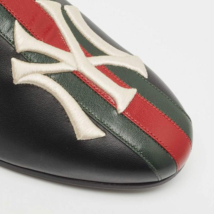 Pre Owned Gucci Black Leather NY Yankees Flat Mules Size 41