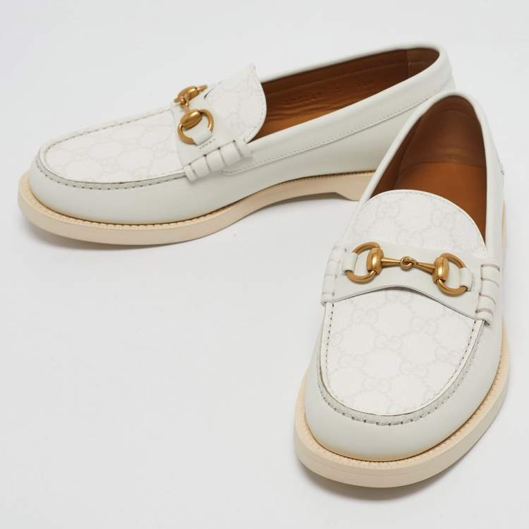 Pre Owned Gucci White GG Supreme Canvas and Leather Horsebit Loafers Size 41
