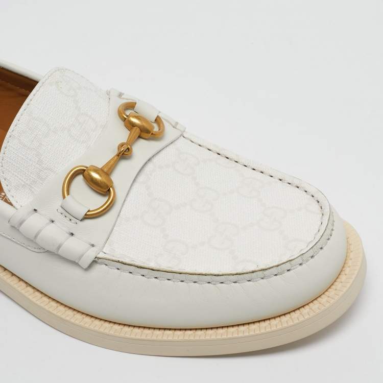 Pre Owned Gucci White GG Supreme Canvas and Leather Horsebit Loafers Size 41