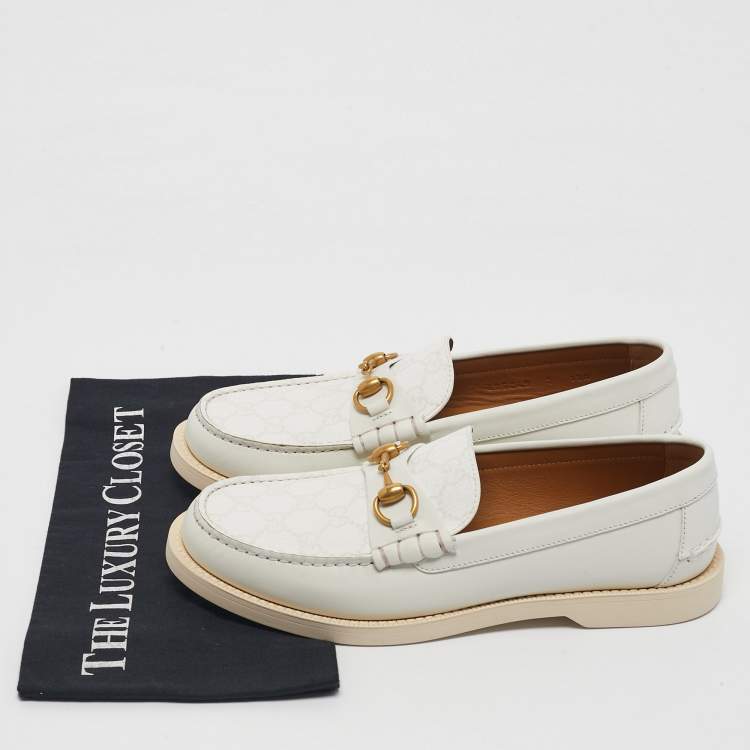 Pre Owned Gucci White GG Supreme Canvas and Leather Horsebit Loafers Size 41