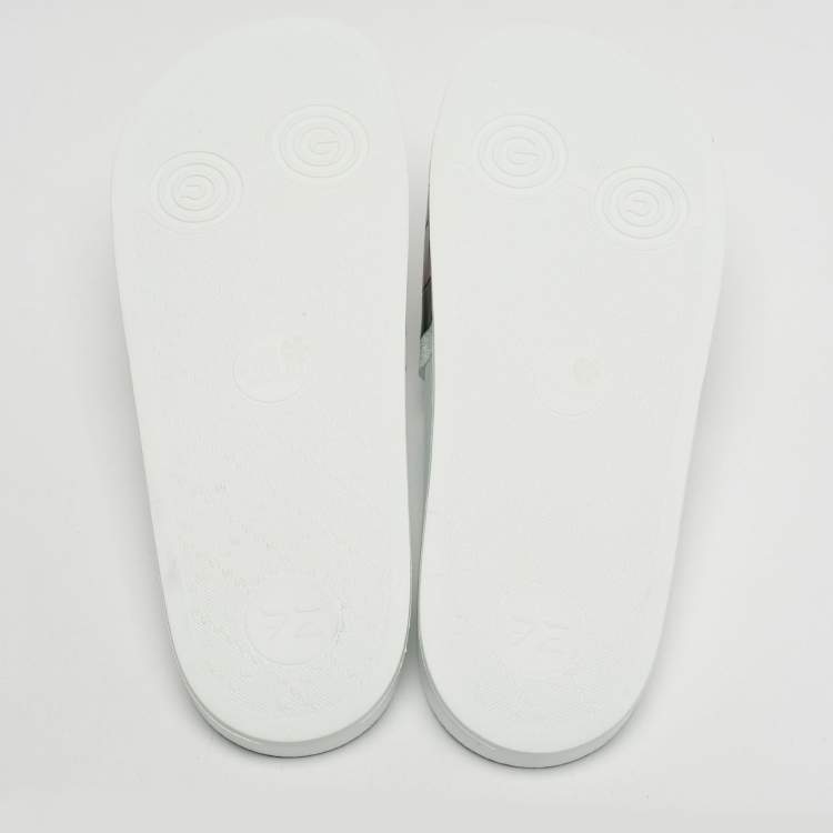 Pre Owned Gucci White Rubber Pursuit 72 Pool Slides Size 42