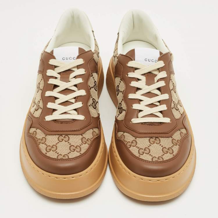 مملوكة مسبقًا Gucci Beige/Brown GG Canvas and Leather Chunky B Sneakers Size 43